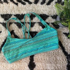 Lululemon free to be bra